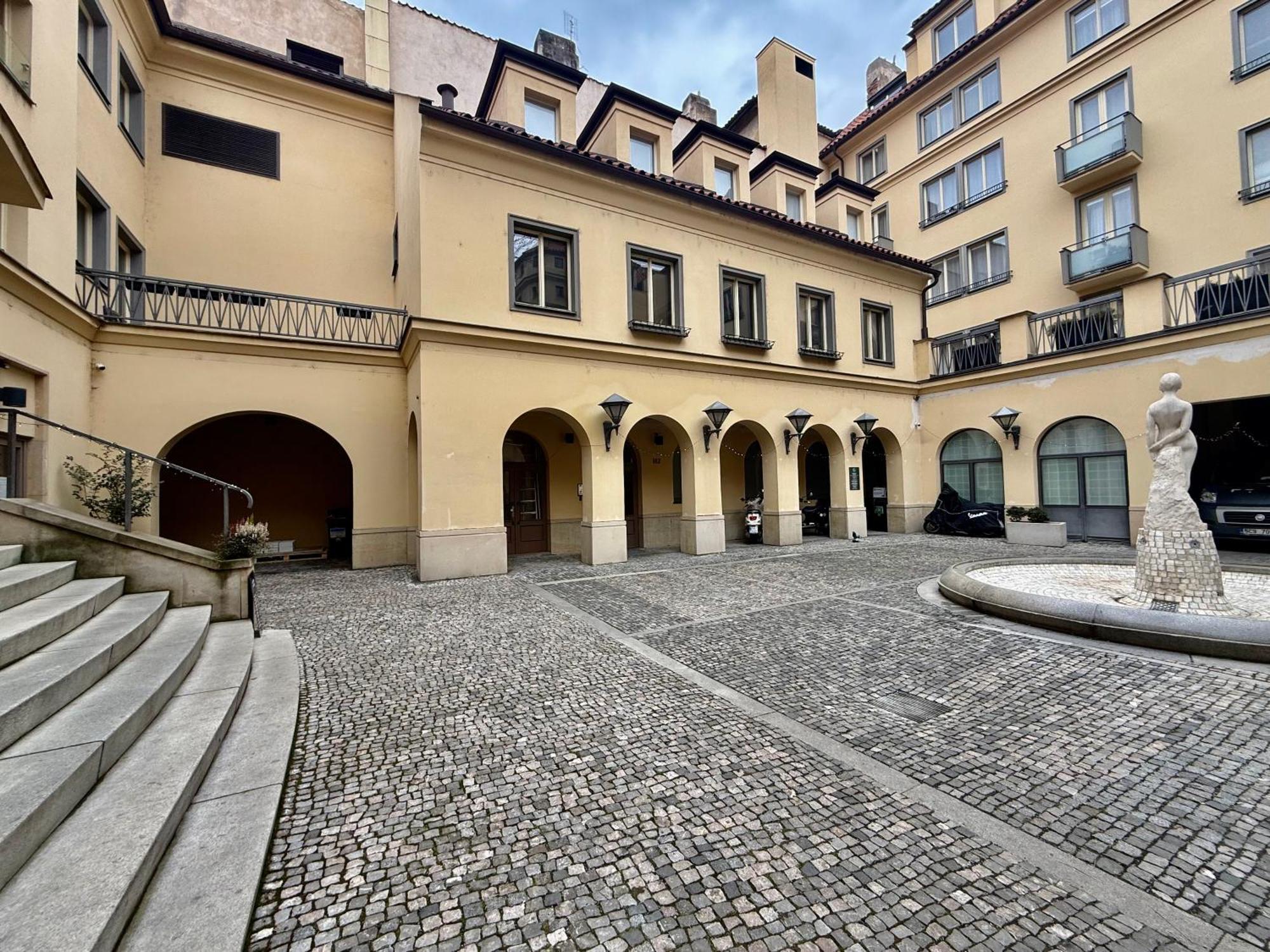 Unique Charles Bridge 2Bdr Apartment. Prague Exterior photo